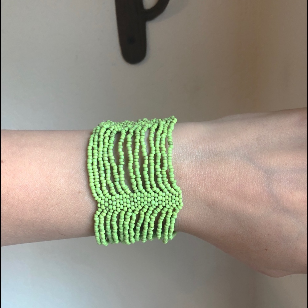 ✨BOGO beaded bracelet